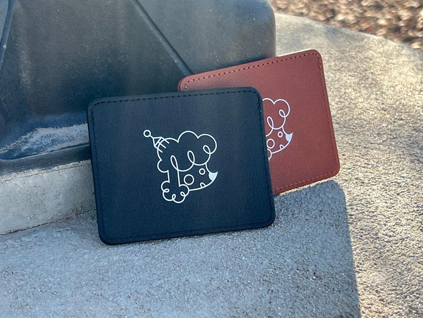 Moe Pudel Card Holder